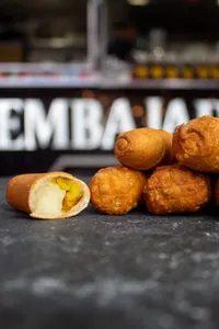 Tequeños plátano queso