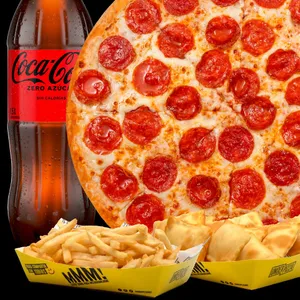 Super combo clásico de una pizza clásica con un mix de papas y empanas además de una bebida de 1.5L
