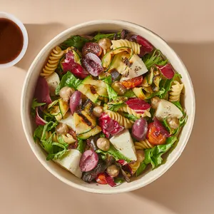 Ensalada de Mozzarella y Pasta Fusilli