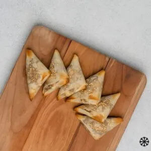 Empanadas cocktail mechada-queso