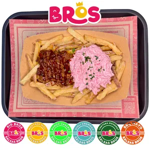 PAPAS CON CERDO Y COLESLAW