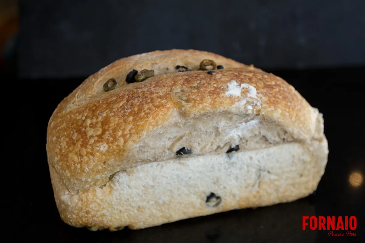 Pan Molde Aceituna Semi Integral Masa Madre