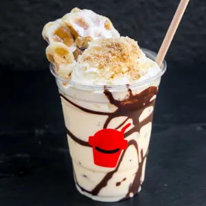 Tropicalia milkshake