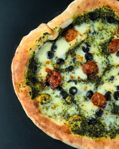 Pizza Caprese
