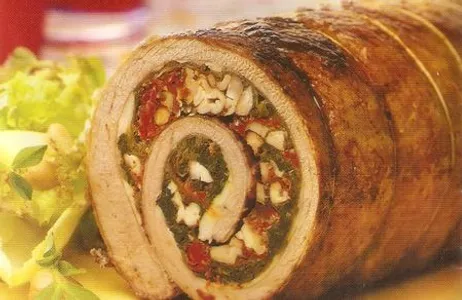 Rollo de carne relleno de vegetales