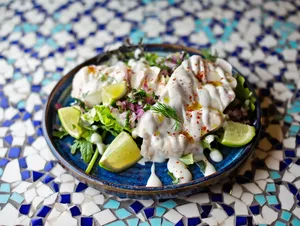 Locos con salsa verde