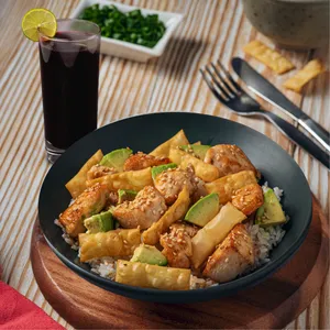 Bowl 4D: Bowl Pollo Al Ajónjoli +chicha