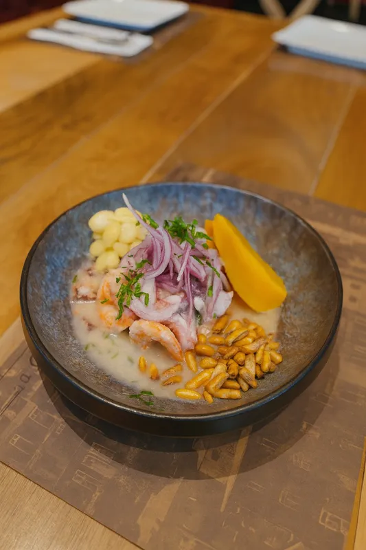 Ceviche mixto La Perla Ceviche mixto La Perla