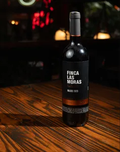 Las Moras Black Label (Botella)