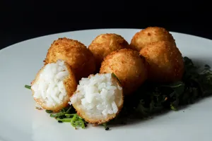 Shari Balls