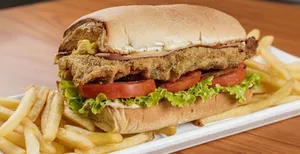 Sandwich de Milanesa  + papas fritas