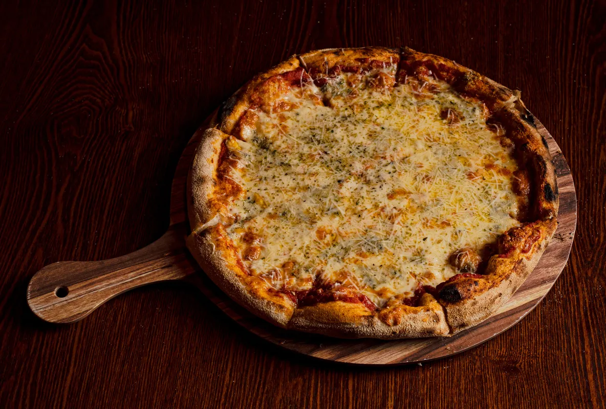 Pizza 4 quesos