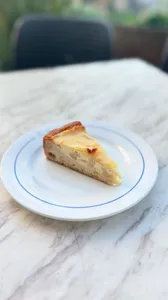 KUCHEN DE MANZANA