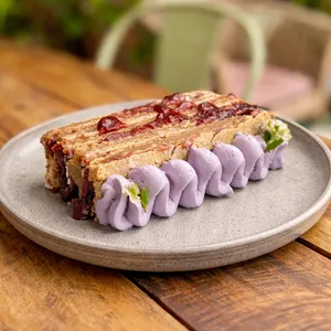 Torta Hojarasca Trozo Sin gluten, Sin azucar, APLV, Sin Soya.