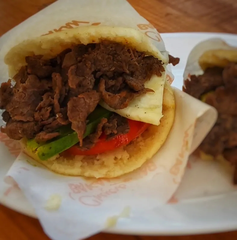 Porción Arepas llaneras