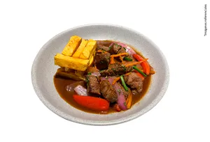 Lomo Saltado