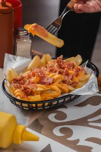 Papas Cheddar y Tocino