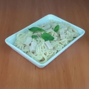 Tallarines alfredo jamon