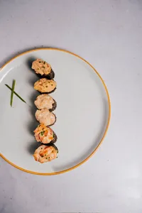 Gunkan de conchitas acevichadas