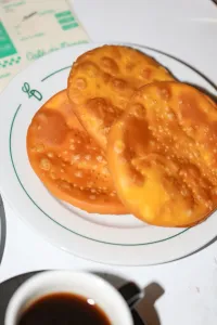 6 Sopaipillas