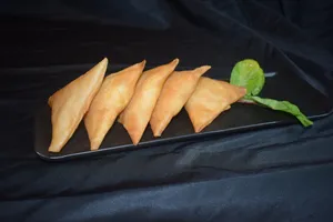 Empanadas De Camarón, Queso