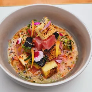 Ceviche de atún Nikkei