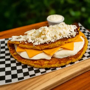 Cachapa Triple Queso