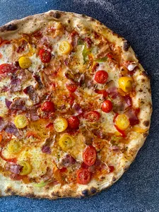 Pizza Tocino Ahumado Familiar 38 cms