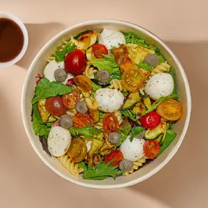 Ensalada de Mozzarella y Pasta Fusilli