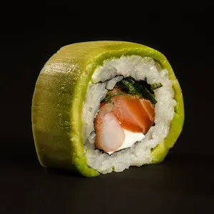 Uramaki Ebi Sake
