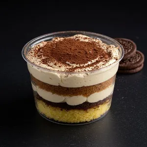 Oreo Tiramisú Jar.