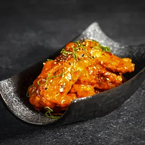 Umami Hot Wings