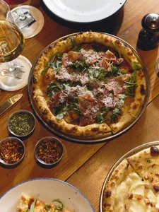 Pizza Jamon Serrano
