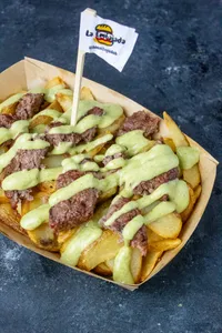 Papas Rústicas con Nuestra Carne de Hamburguesa  🍟🥩