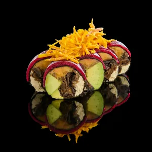 Beet Oriental Vegan Roll