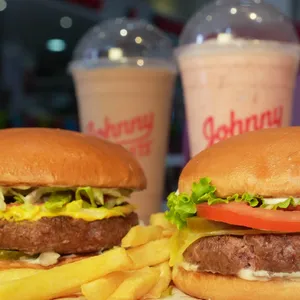 2 Burgers & 2 Shakes