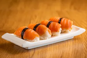 Nigiri Salmón