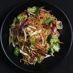 Vegetarian Lo Mein