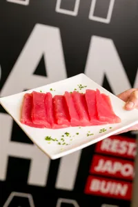 Sashimi XL (12 Cortes)