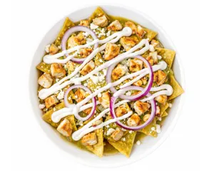 Chilaquiles con Pollo