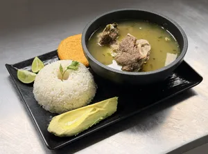 Caldo De Costilla
