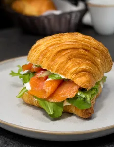 Croissant Salmón