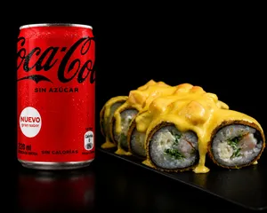 Zeus Nikkei + 1 lata de bebida