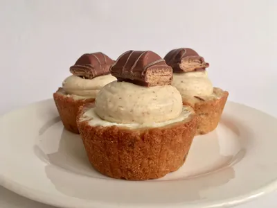 Copitos de Kinder Bueno (cookie cups) 6 pzas
