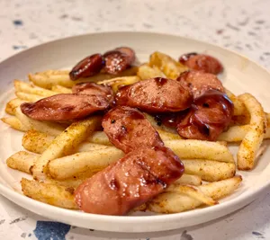 Salchipapa Tradicional