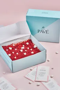Caja x 4 pavé red velvet + corazones