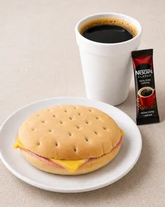 Promo hallulla salame + cafe sachet