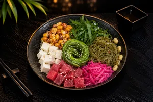 Tuna Especial Gohan