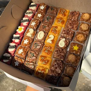 Caja x 30 Minibrownies Fin de año