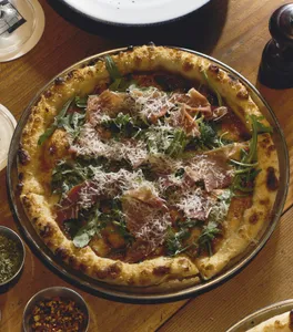 Pizza Jamon Serrano